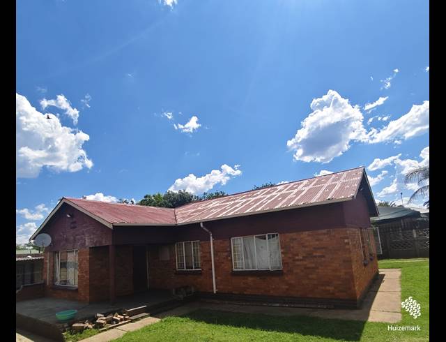 3 BEDROOM HOUSE FOR SALE IN VANDERBIJLPARK CW 6